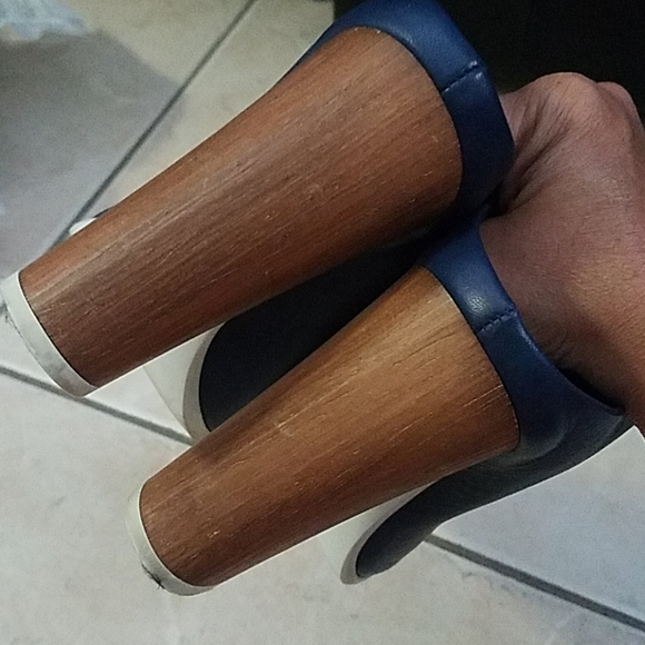 VINCE "Allison" Open Toe Blue Mules IOB Sz 9.5 - Picture 7 of 9